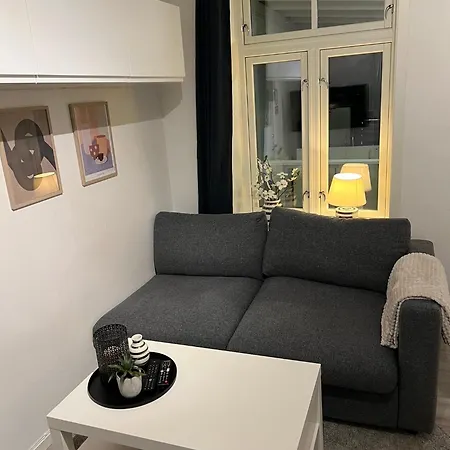 Διαμέρισμα Liten Studioleilighet Meget Sentralt I Sentrum, 3 Minutter Fra Torget