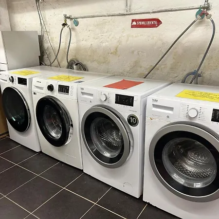Appartement Liten Studioleilighet Meget Sentralt I Sentrum, 3 Minutter Fra Torget *