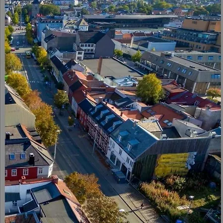 Διαμέρισμα Liten Studioleilighet Meget Sentralt I Sentrum, 3 Minutter Fra Torget *