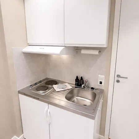 Apartment Liten Studioleilighet Meget Sentralt I Sentrum, 3 Minutter Fra Torget Trondheim