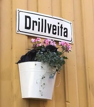 公寓 Liten Studioleilighet Meget Sentralt I Sentrum, 3 Minutter Fra Torget